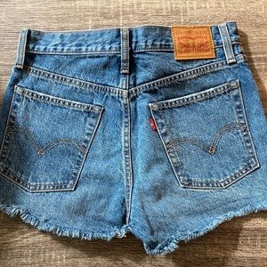 Levi jean shorts
